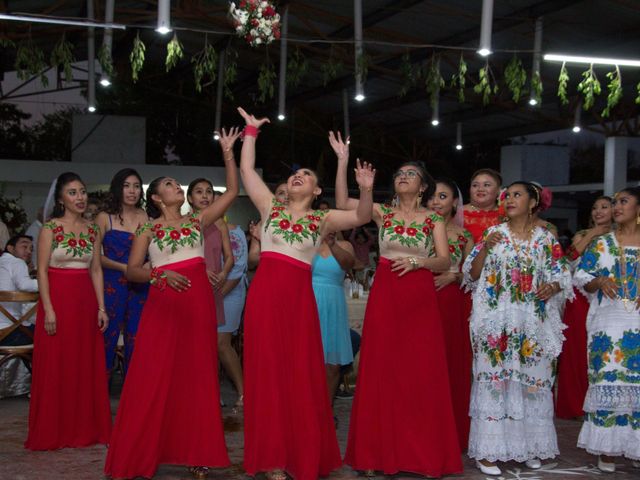La boda de Juan y Esther en Tecoh, Yucatán 8