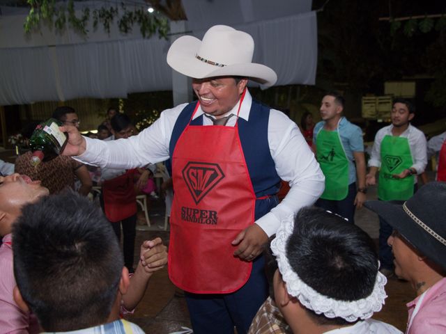 La boda de Juan y Esther en Tecoh, Yucatán 11