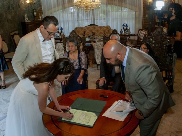 La boda de Antonio y Valeria en Xochimilco, Ciudad de México 18