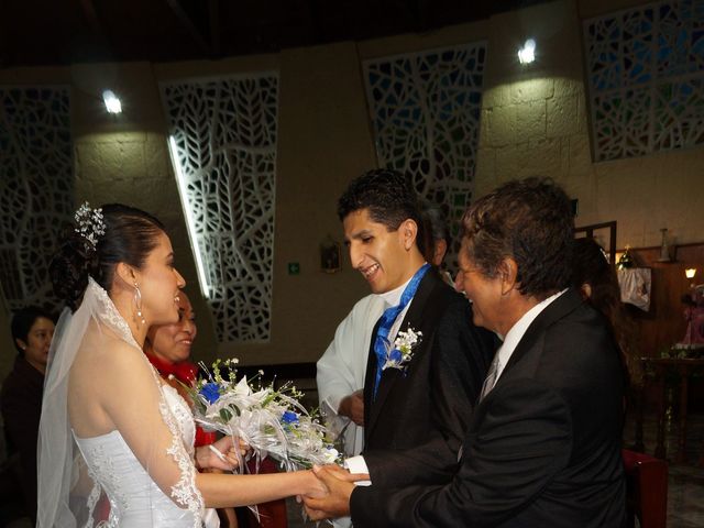 La boda de Erik   y Jazmín   en Iztapalapa, Ciudad de México 17