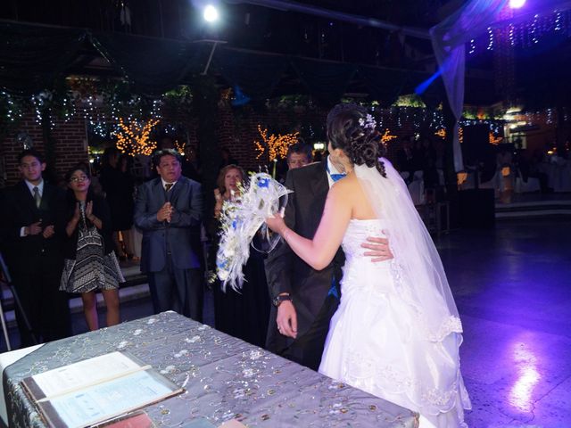 La boda de Erik   y Jazmín   en Iztapalapa, Ciudad de México 31