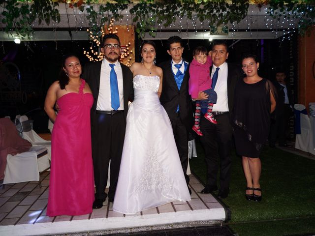 La boda de Erik   y Jazmín   en Iztapalapa, Ciudad de México 36