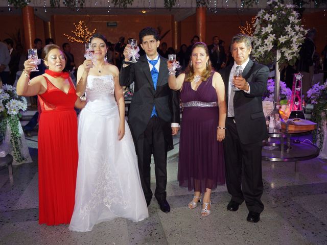La boda de Erik   y Jazmín   en Iztapalapa, Ciudad de México 38