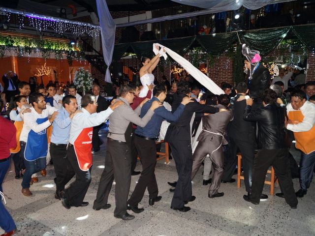 La boda de Erik   y Jazmín   en Iztapalapa, Ciudad de México 49