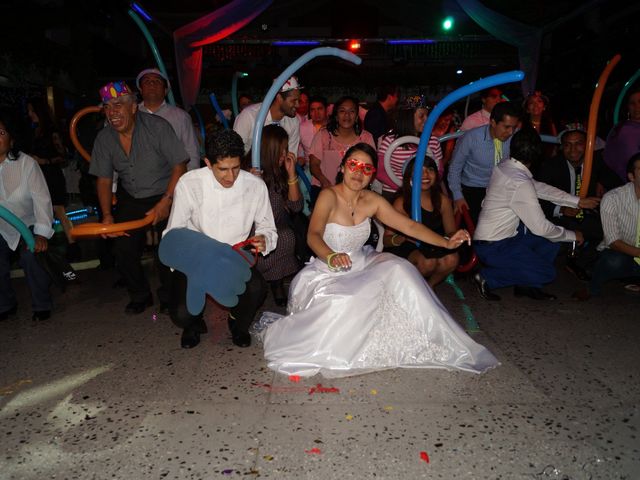 La boda de Erik   y Jazmín   en Iztapalapa, Ciudad de México 68