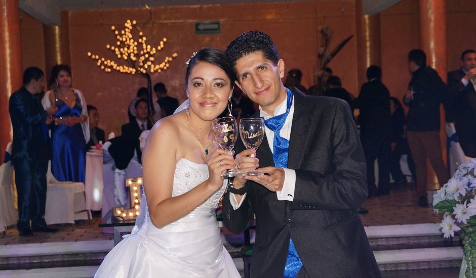 La boda de Erik   y Jazmín   en Iztapalapa, Ciudad de México