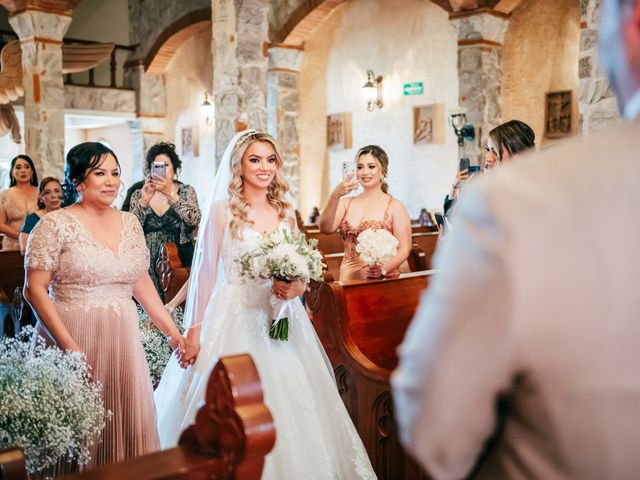 La boda de Erik y Yahaira en Hermosillo, Sonora 21