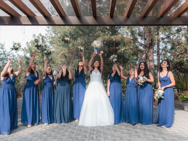 La boda de Roberto y Samantha  en Uruapan, Michoacán 5