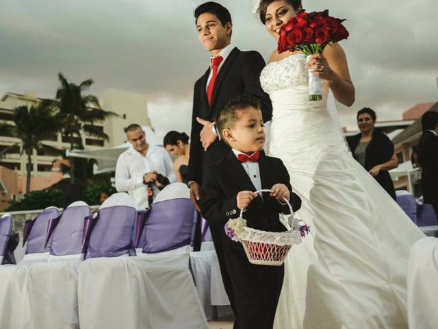 La boda de Javier y Kerén en Cancún, Quintana Roo 12