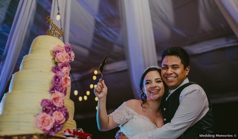 La boda de Enrique y Mariana en Tlayacapan, Morelos