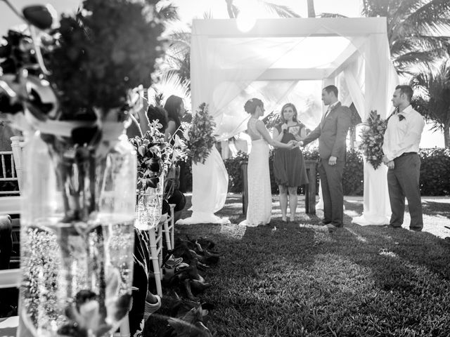 La boda de Phill y Lara en Bahía de Banderas, Nayarit 12