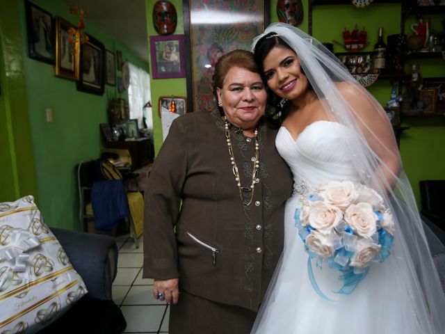 La boda de Salvador y Marisol en Iztapalapa, Ciudad de México 15