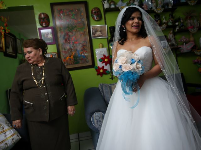 La boda de Salvador y Marisol en Iztapalapa, Ciudad de México 16