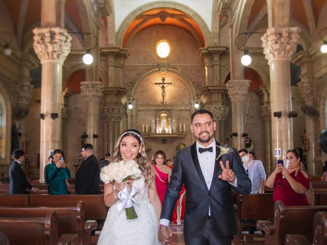 La boda de Javier y Mónica en Hermosillo, Sonora 39