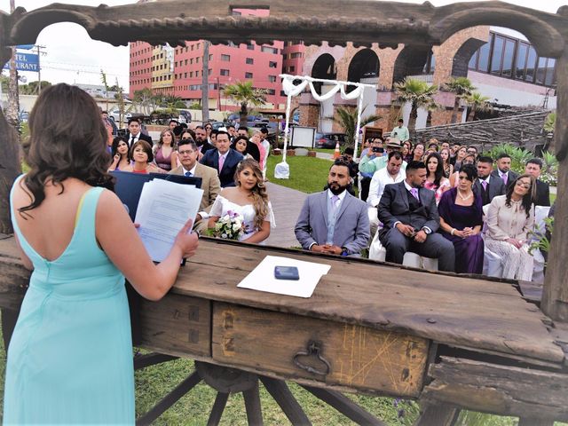 La boda de Fabian Gutierrez y Elizabeth Ramirez  en Rosarito, Baja California 9