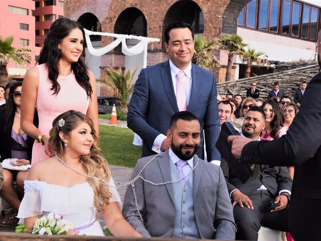 La boda de Fabian Gutierrez y Elizabeth Ramirez  en Rosarito, Baja California 14