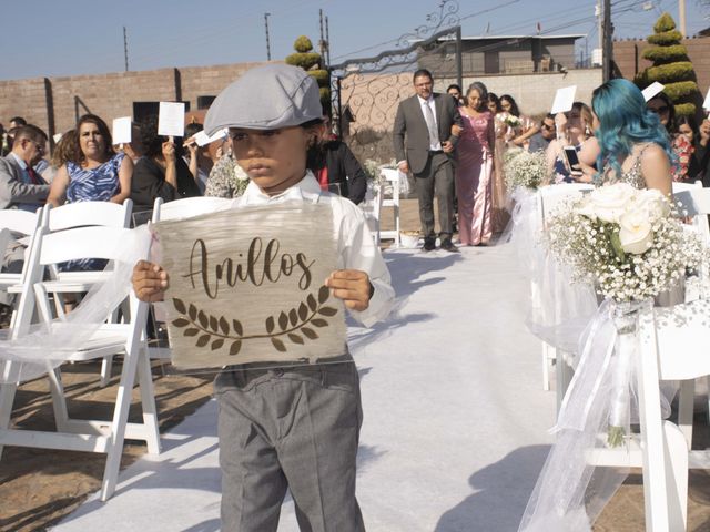 La boda de Giovanni y Sarvia en Rosarito, Baja California 23