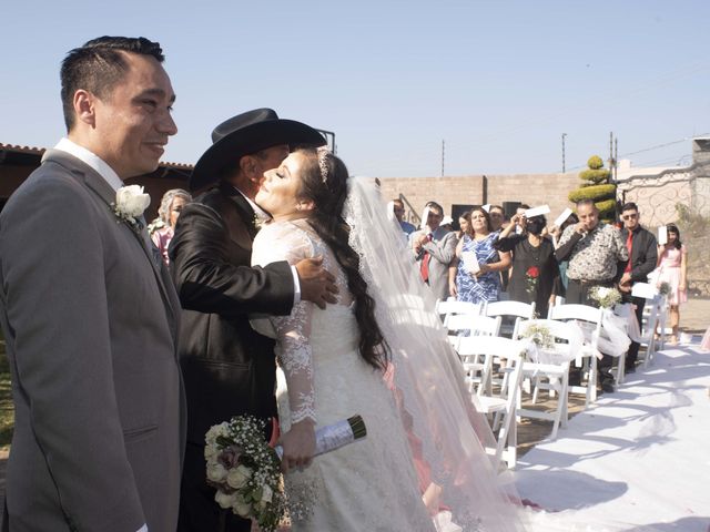 La boda de Giovanni y Sarvia en Rosarito, Baja California 26