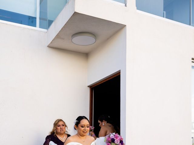 La boda de Lupillo y Aracely en Apizaco, Tlaxcala 36