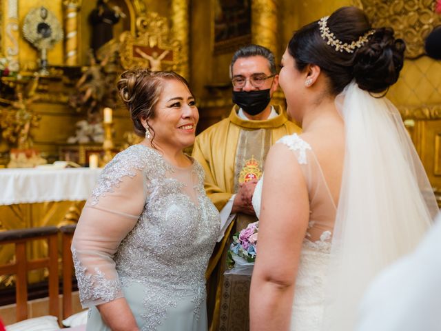 La boda de Carlos y Gretta en Ixtapan de La Sal, Estado México 26