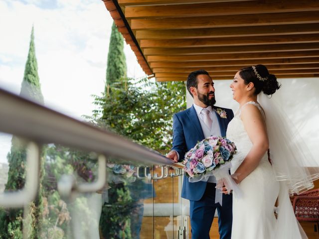 La boda de Carlos y Gretta en Ixtapan de La Sal, Estado México 32