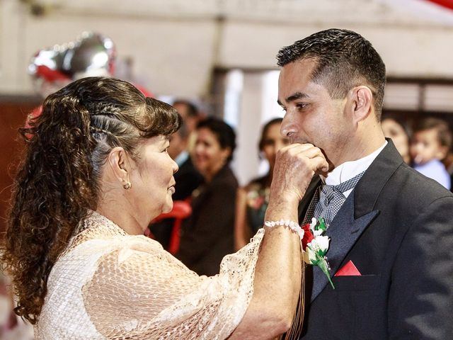 La boda de Juan y Cilia en Salamanca, Guanajuato 10