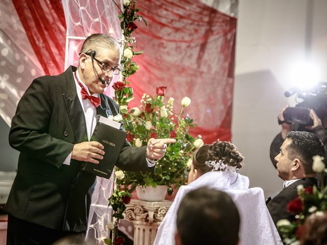 La boda de Juan y Cilia en Salamanca, Guanajuato 23