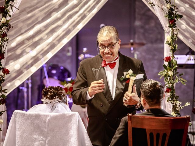 La boda de Juan y Cilia en Salamanca, Guanajuato 24