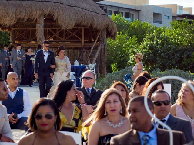La boda de Chris y Vicky en Puerto Morelos, Quintana Roo 18