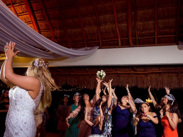 La boda de Chris y Vicky en Puerto Morelos, Quintana Roo 46