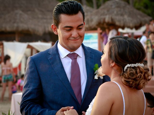 La boda de Mario y Michelle en Ixtapa Zihuatanejo, Guerrero 24