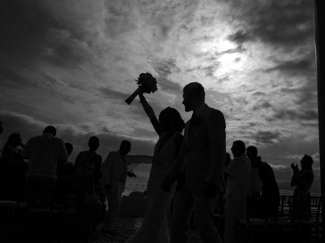La boda de Abraham y Vale en Puerto Vallarta, Jalisco 8
