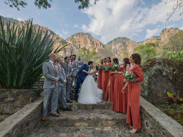La boda de Javier y Alejandra en Tepoztlán, Morelos 45