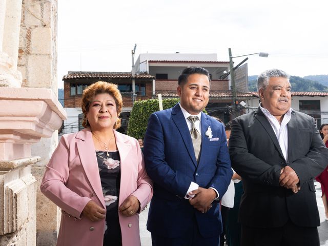 La boda de Juan Carlos y Sarai en Almoloya de Alquisiras, Estado México 5