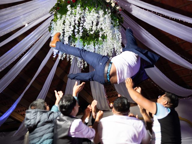 La boda de Juan Carlos y Sarai en Almoloya de Alquisiras, Estado México 61