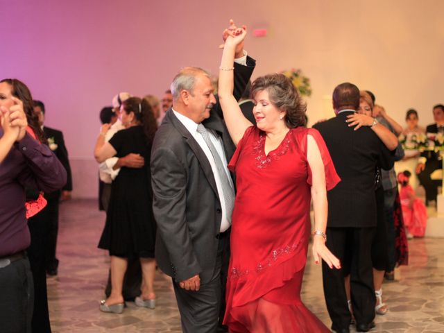La boda de Diego y Blanca en Gómez Palacio, Durango 37