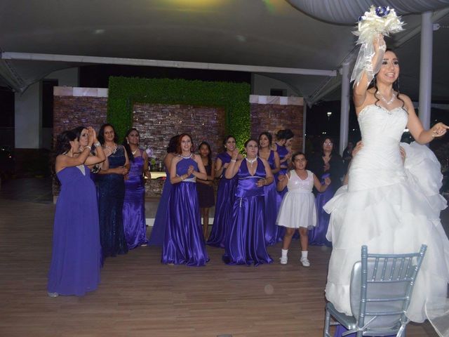 La boda de Emilio y Goretti en Torreón, Coahuila 33