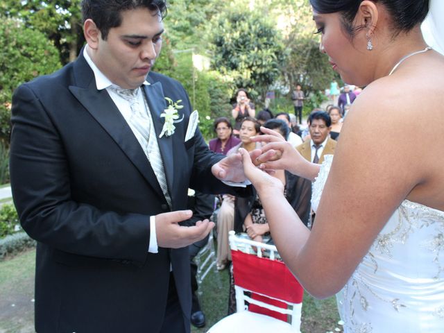 La boda de Carlos  y Elizabeth  en Cuajimalpa, Ciudad de México 15