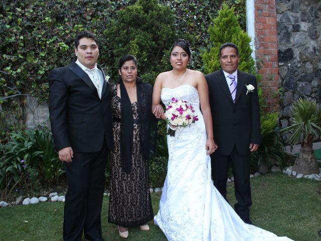 La boda de Carlos  y Elizabeth  en Cuajimalpa, Ciudad de México 40