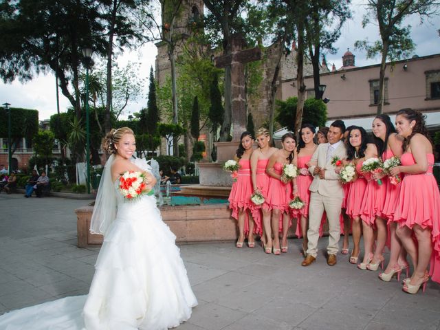La boda de Adrián y Norma en Tultitlán, Estado México 2