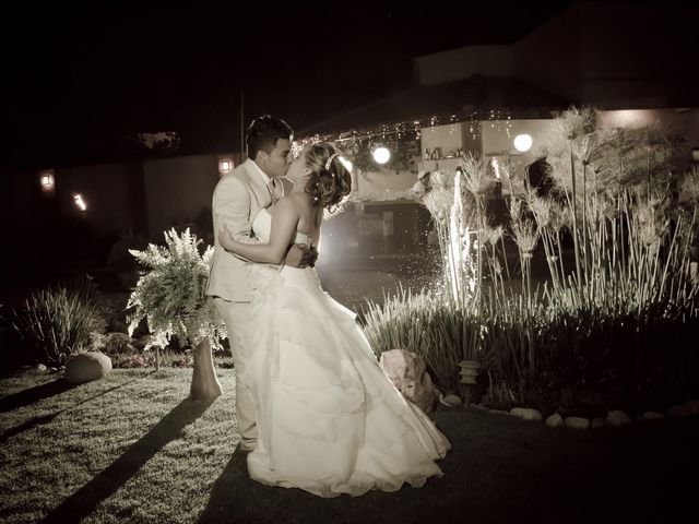 La boda de Adrián y Norma en Tultitlán, Estado México 7
