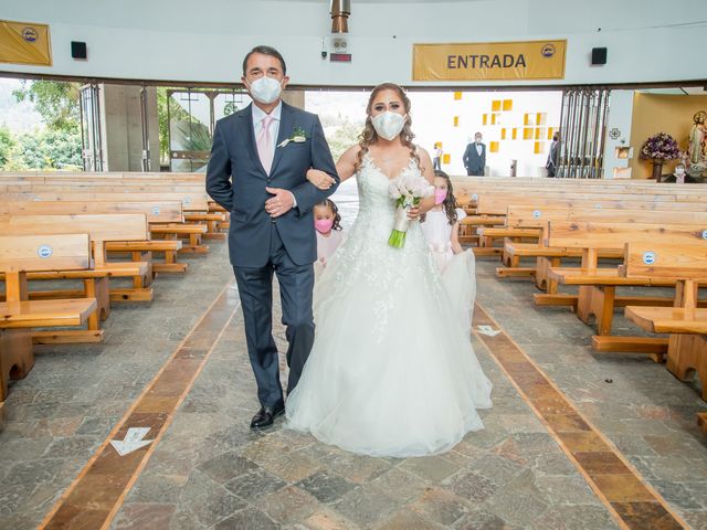 La boda de Hugo y Brianda en Xochimilco, Ciudad de México 15