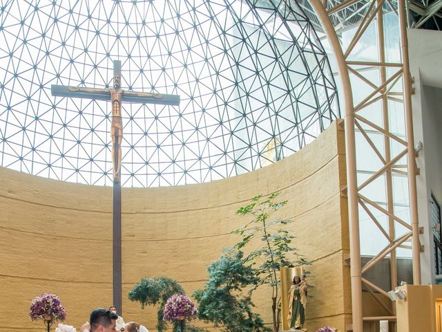 La boda de Hugo y Brianda en Xochimilco, Ciudad de México 25