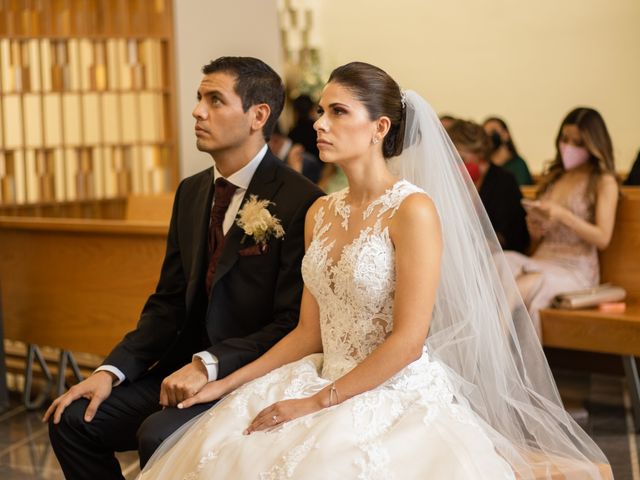 La boda de Adrian y Mara en Santiago, Nuevo León 45