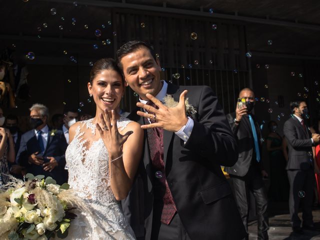 La boda de Adrian y Mara en Santiago, Nuevo León 53