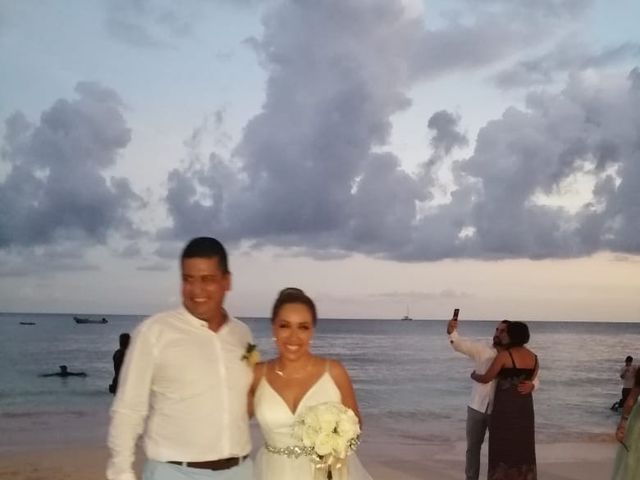 La boda de Jesús  y Montserrat en Playa del Carmen, Quintana Roo 23