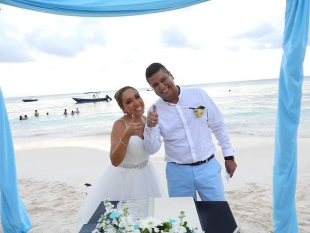 La boda de Jesús  y Montserrat en Playa del Carmen, Quintana Roo 45