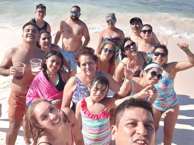 La boda de Jesús  y Montserrat en Playa del Carmen, Quintana Roo 58