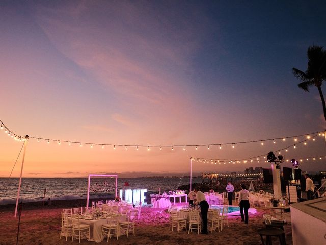 La boda de Rafael  y Marian en Nuevo Vallarta, Nayarit 27