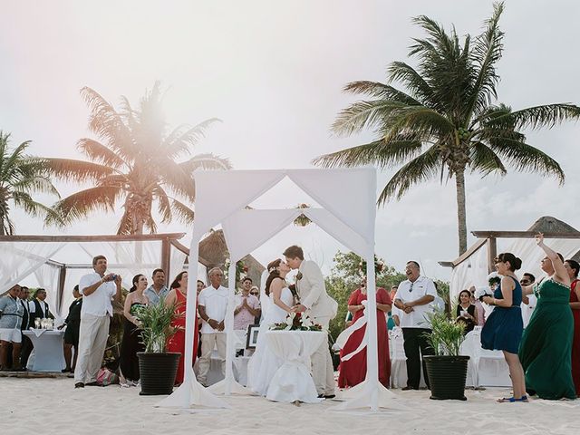 La boda de Gerardo y Grisel en Playa del Carmen, Quintana Roo 13